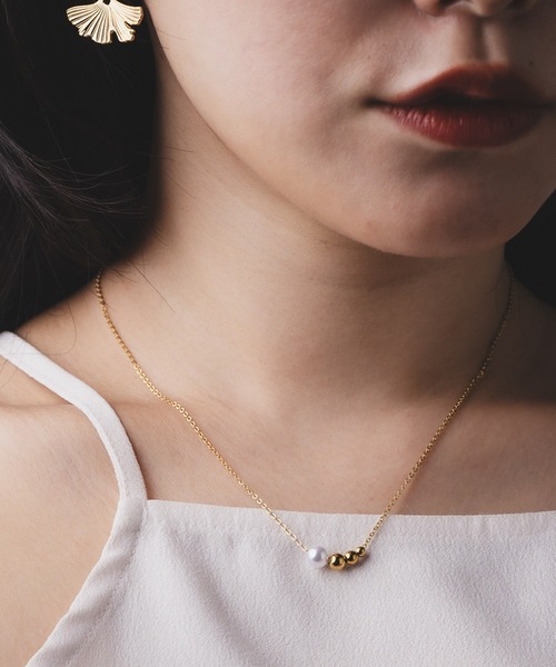 Os accessory（オズアクセサリー）の「【金属アレルギー対応】Os　-オズ-　パール×メタルビーズ　ネックレス（ネックレス・レディース・ゴールド/シルバー・FREE）」の2枚目の写真