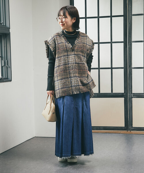 【セール】《MIKI's企画》ハイネック袖ボタンリブニット(ニット/セーター)|un dix cors(アンディコール) 【セール】《MIKI's企画》ハイネック袖ボタンリブニット(ニット/セーター)|un dix cors(アンディコール)