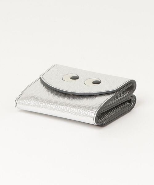 ANYA HINDMARCH(アニヤハインドマーチ)の「ANYA HINDMARCH Mini Trifold Eyes in Silver Metallic Capra アニヤハインドマーチ アイズ ミニ トライフォールド ウォレット(財布・レディース・シルバー・FREE)」の11枚目の写真