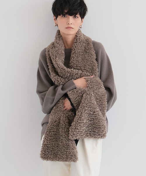 HELEN MOORE（ヘレンムーア）の「BARNYARDSTORM /  【スタイリスト若狭恵美さんご紹介アイテム】ヘレンムーアボアマフラー（ストール/ショール・レディース・ブラウン・FREE）」の6枚目の写真