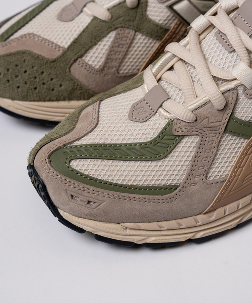 新品！NEW BALANCE　M1906NE セール】New Balance (ニューバランス) M1906NE（スニーカー
