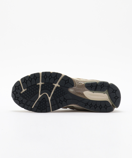 セール】New Balance (ニューバランス) M1906NE（スニーカー