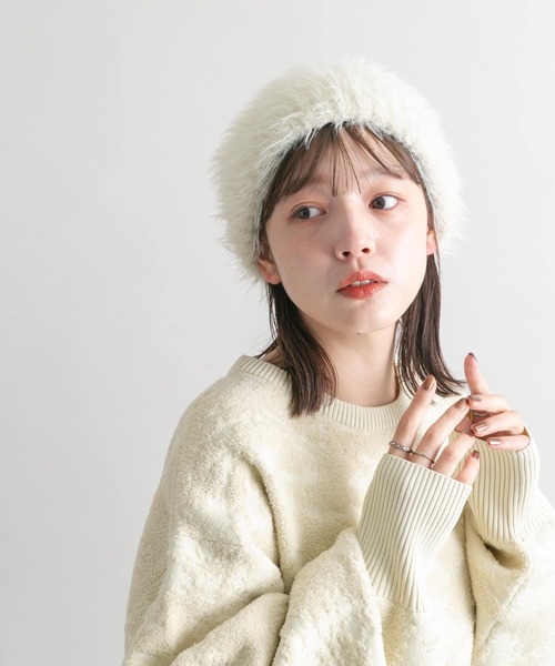 KBF（ケイビーエフ）の「フェザーヤーンBIGビーニー（ニットキャップ/ビーニー・レディース・アイボリー/ブラック・ONE）」の9枚目の写真