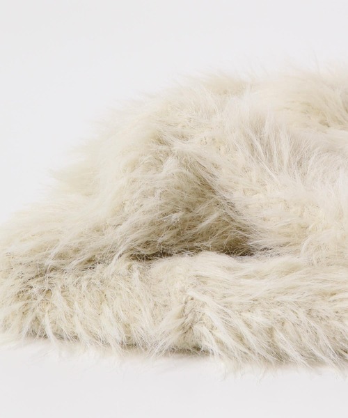 KBF（ケイビーエフ）の「フェザーヤーンBIGビーニー（ニットキャップ/ビーニー・レディース・アイボリー/ブラック・ONE）」の12枚目の写真