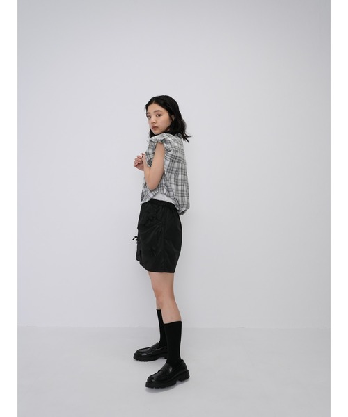 Enewd nina（エニュードニーナ）の「【ZOZO限定】ボリューム チェック シャツ ブラウス ノースリーブ（シャツ/ブラウス・レディース・グレー・FREE）」の6枚目の写真