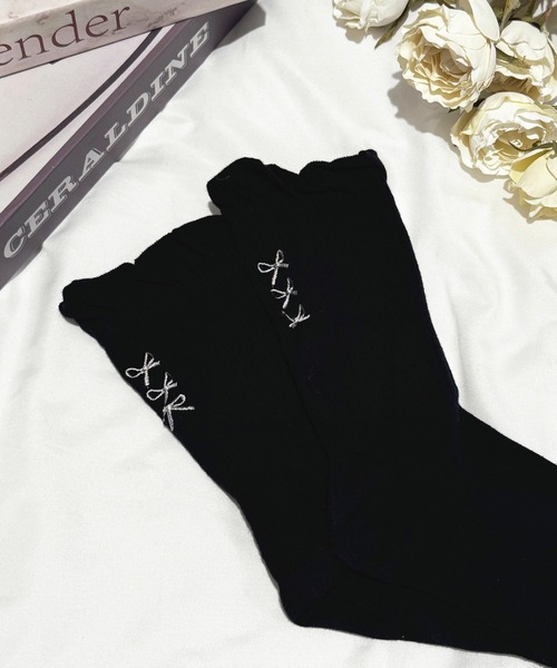 apres jour(アプレジュール)の「【apres jour×ARIAZ】リボンデザインフリルソックス(ソックス/靴下・レディース・ブラック/ライトグレー/オフホワイト/グレー・FREE)」の6枚目の写真