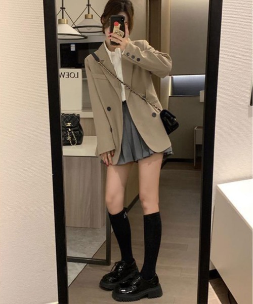 kirakiraShop(キラキラショップ)の「ビッグ シルエット テーラード ジャケット(テーラードジャケット・レディース・ブラック/ベージュ・S/M)」の7枚目の写真