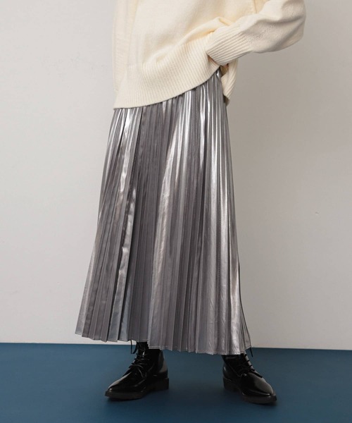 SENSE OF PLACE by URBAN RESEARCH（センスオブプレイスバイアーバンリサーチ）の「グロッシープリーツスカート（スカート・レディース・ブラック/シルバー/ゴールド・ONE）」の21枚目の写真