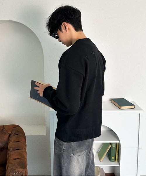 sedacle(セダクル)の「ダメージ加工ニット(ニット/セーター・メンズ・イエロー/ネイビー/ブラック/アイボリー・SMALL/MEDIUM/LARGE)」の19枚目の写真