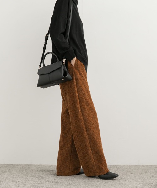 URBAN RESEARCH DOORS（アーバンリサーチドアーズ）の「起毛レースイージーパンツ（その他パンツ・レディース・ブラウン/アイボリー・MEDIUM）」の16枚目の写真