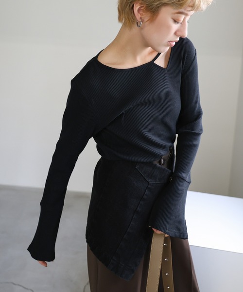 select MOCA（セレクトモカ）の「デザインネックリブトップス（Tシャツ/カットソー・レディース・アイボリー/グレイッシュベージュ/ブルー/ブラック・FREE）」の19枚目の写真