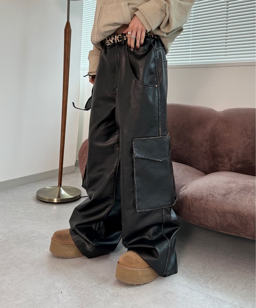sedacle(セダクル)の「ヴィンテージライク合皮パンツ(その他パンツ・メンズ・ブラック/ブラウン・SMALL/MEDIUM/LARGE)」の15枚目の写真