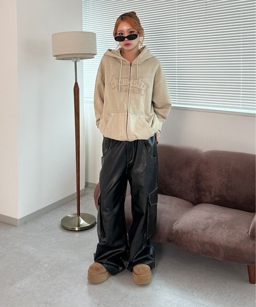 sedacle(セダクル)の「ヴィンテージライク合皮パンツ(その他パンツ・メンズ・ブラック/ブラウン・SMALL/MEDIUM/LARGE)」の12枚目の写真