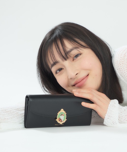 PAUL & JOE ACCESSOIRES (ポール＆ジョーアクセソワ) かぶせ長財布 PJA