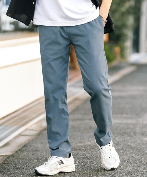 Rocky Monroe(ロッキーモンロー)の「接触冷感 多機能ストレッチイージーテーパードパンツ(その他パンツ・メンズ・ベージュ/グレー/オフホワイト/ブラック/インディゴブルー/ネイビー/サックスブルー/カーキ/ブルーグレー/チャコール・S/M/L/XL)」の5枚目の写真