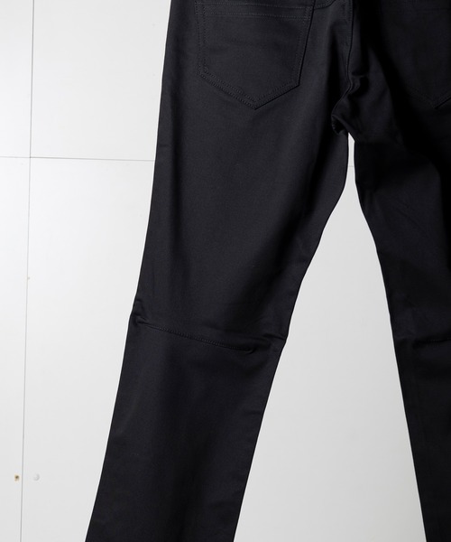 n(n) BY NUMBER (N)INE(エヌエヌバイナンバーナイン)の「STRAIGHT PANTS_STRECH CHINO / スリム ストレートパンツ トレッチチノ(デニムパンツ・メンズ・ブラック・3)」の5枚目の写真