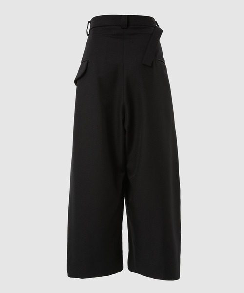 ANREALAGE（アンリアレイジ）の「WRAP POLYESTER SLACKS（スラックス・メンズ・ブラック・48/46/38）」の2枚目の写真