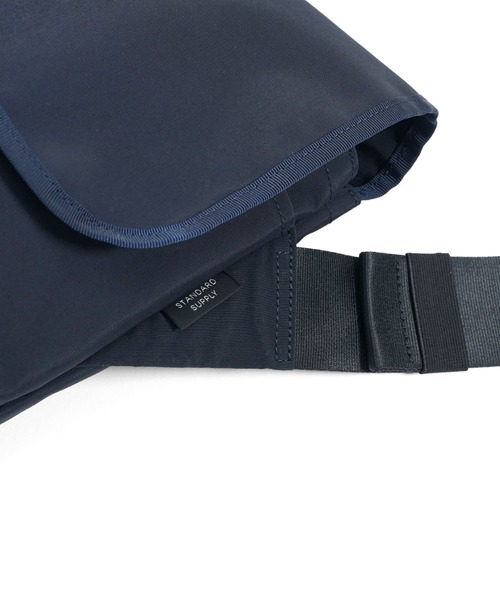 STANDARD SUPPLY(スタンダードサプライ)の「スタンダードサプライ / SIMPLICITY シンプリシティ / FLAP MESSENGER フラップメッセンジャー(ショルダーバッグ・レディース・グレー/ダークパープル/ブラック/サンドベージュ/モカ/ダークネイビー/チャコールグレー・FREE)」の17枚目の写真