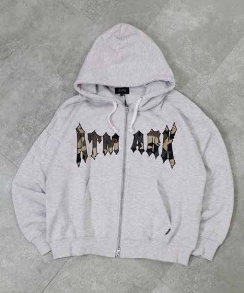ATMARK(アットマーク)の「《2サイズ展開 / UNISEX 》オールドイングリッシュATMARKロゴ スウェット フルジップパーカー(パーカー・レディース・ホワイト/ブラック・MEDIUM/LARGE)」の22枚目の写真