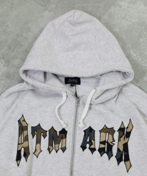 ATMARK(アットマーク)の「《2サイズ展開 / UNISEX 》オールドイングリッシュATMARKロゴ スウェット フルジップパーカー(パーカー・レディース・ホワイト/ブラック・MEDIUM/LARGE)」の21枚目の写真