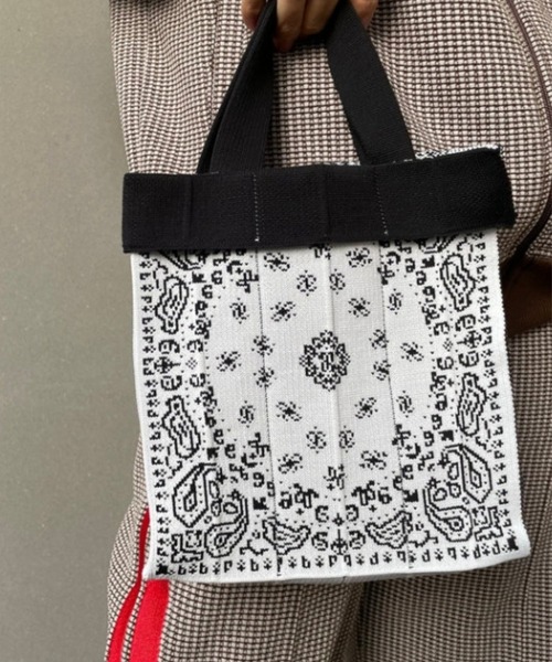 KNT365(ケイエヌティサンロクゴ)の「Co-Knitty Paisley(ハンドバッグ・レディース・ホワイト/ブラック・FREE)」の2枚目の写真