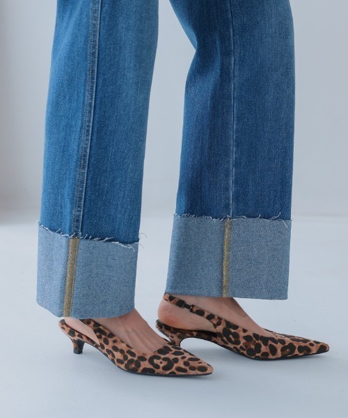 aquagarage(アクアガレージ)の「バックストラップローヒールパンプス(パンプス・レディース・レオパード/ブラック/シルバー・24.0cm/23.5cm/23.0cm)」の7枚目の写真