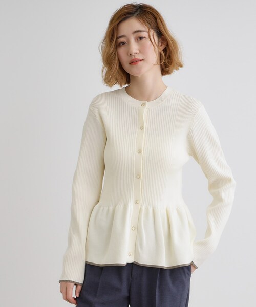 grove(グローブ)の「前後2WAYペプラムカーディガン(ニット/セーター・レディース・ブラック系4/ライトグレー系4/アイボリー系4・01/02/03/04/05)」の4枚目の写真