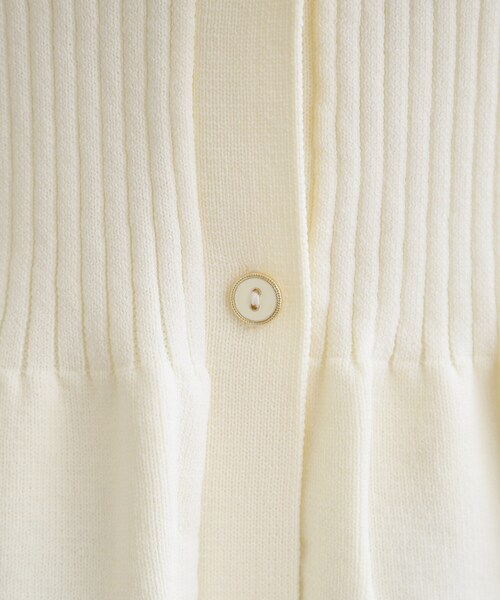 grove(グローブ)の「前後2WAYペプラムカーディガン(ニット/セーター・レディース・ブラック系4/ライトグレー系4/アイボリー系4・01/02/03/04/05)」の10枚目の写真