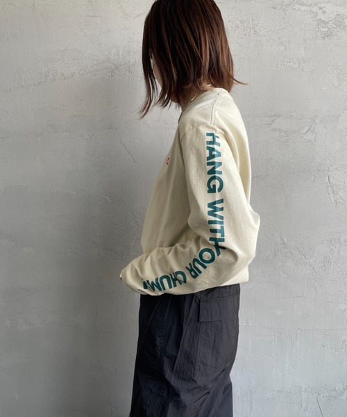 CHUMS（チャムス）の「【WEB限定】[CHUMS/チャムス] 袖プリント ロングスリーブＴシャツ（Tシャツ/カットソー・レディース・ホワイト/ブラック/グレイッシュベージュ・M/L/XL）」の6枚目の写真