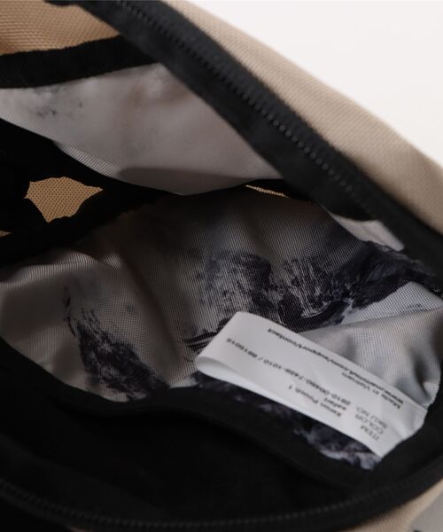 Mammut(マムート)の「【MAMMUT (マムート)】Xeron Pouch 1(ショルダーバッグ・メンズ・ベージュ/ブラック・FREE)」の8枚目の写真