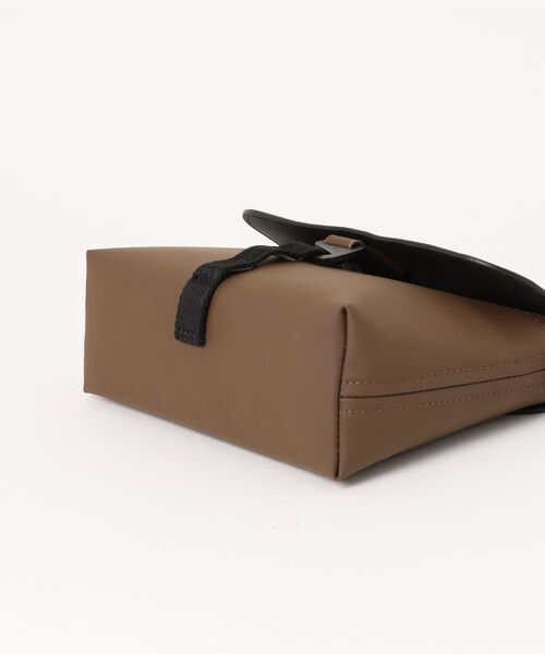 UCON ACROBATICS（ユーコンアクロバティックス）の「【UCON ACROBATICS/ユーコンアクロバティックス】Yuri Bag Lotus Infinity（ショルダーバッグ・メンズ・レモンイエロー/ブラック・FREE）」の5枚目の写真