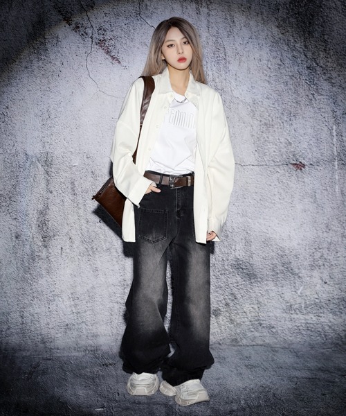 EFFECTION(エフェクション)の「EFFECTION // vintage wash 6pocket wide straight denim pants〈ヴィンテージウォッシュ加工 6ポケット ワイド ストレート デニム パンツ〉(デニムパンツ・メンズ・ブルー系その他/ブルー系その他2/ブラック系その他・MEDIUM/LARGE/X-LARGE)」の6枚目の写真