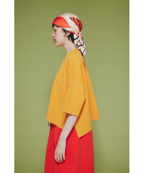 HeRIN.CYE（ヘリンドットサイ）の「Box knit tops　　ボックスニットトップス（ニット/セーター・レディース・ブラック/オフホワイト/レッド/オレンジ・FREE）」の11枚目の写真