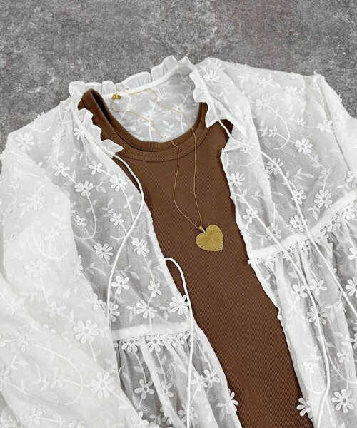 fredy emue（フレディエミュ）の「【chibi jewels/チビ・ジュエルズ】ハートコンチョネックレス（ネックレス・レディース・ゴールド・FREE）」の2枚目の写真