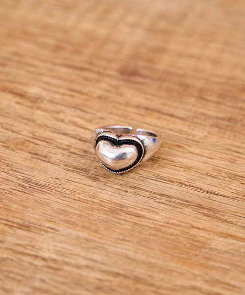 CIAOPANIC TYPY（チャオパニックティピー）の「【yuccA】ハートリング（リング・レディース・ゴールド/シルバー・ONE SIZE）」の8枚目の写真