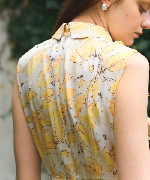 フレンチスリーブエアリープリーツプリントワンピース French Sleeve Airy Pleated Printed one-piece フレンチ