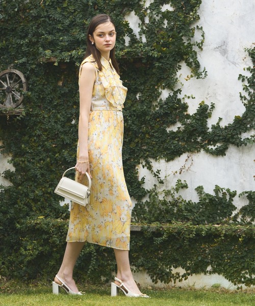 フレンチスリーブエアリープリーツプリントワンピース French Sleeve Airy Pleated Printed one-piece フレンチ