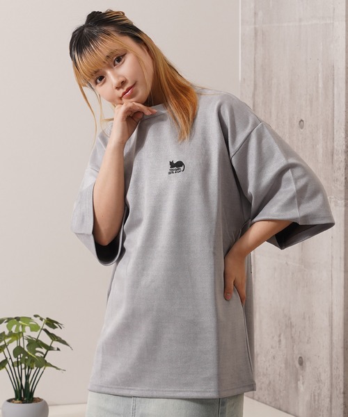 1111clothing(ワンフォークロージング)の「ガール&クロネコ スエードTシャツ / Girl & Kuroneko Suede T-Shirt(Tシャツ/カットソー・レディース・ブラック/オフホワイト/グレー・L/M)」の13枚目の写真