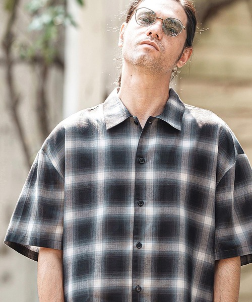 CAMBIO(カンビオ)の「mhs2366- Cotton Ombre Check Shirts オンブレチェックシャツ(シャツ/ブラウス・メンズ・ホワイト×ブラック/ブラック×ホワイト・M/L)」の19枚目の写真