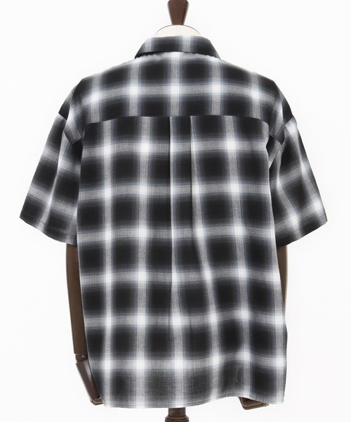 CAMBIO(カンビオ)の「mhs2366- Cotton Ombre Check Shirts オンブレチェックシャツ(シャツ/ブラウス・メンズ・ホワイト×ブラック/ブラック×ホワイト・M/L)」の12枚目の写真