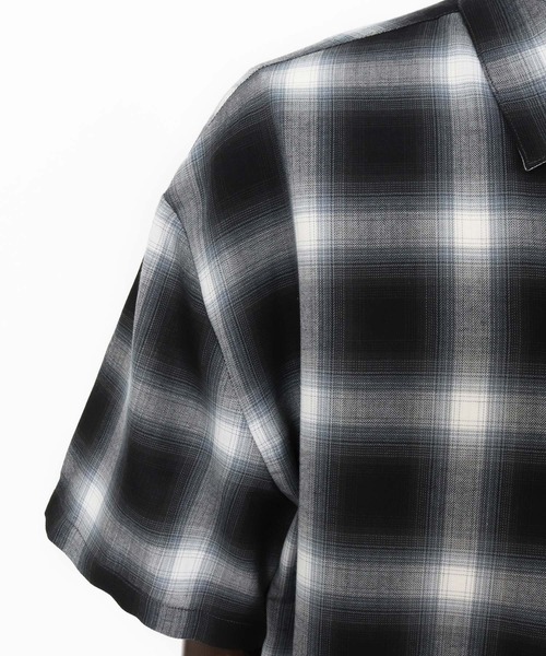 CAMBIO(カンビオ)の「mhs2366- Cotton Ombre Check Shirts オンブレチェックシャツ(シャツ/ブラウス・メンズ・ホワイト×ブラック/ブラック×ホワイト・M/L)」の14枚目の写真