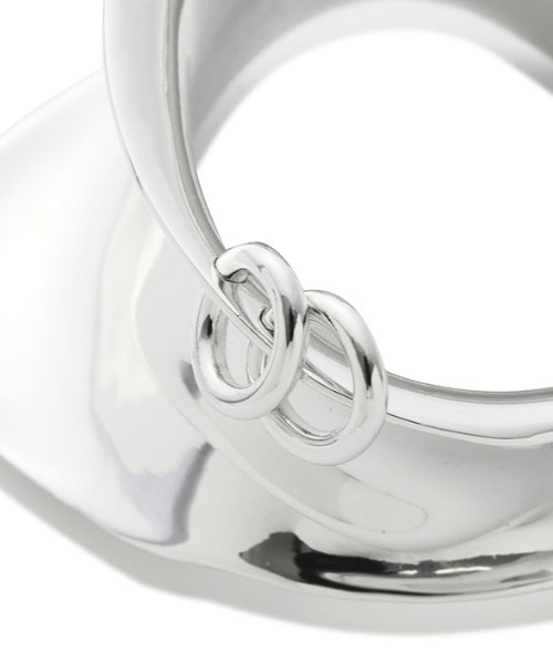 ETRE TOKYO（エトレトウキョウ）の「ディストーションカーブフォームリングバングル（バングル/リストバンド・レディース・シルバー/ゴールド・FREE）」の15枚目の写真