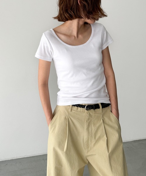 CANAL JEAN(キャナルジーン)の「El mar コットンラウンドネックTシャツ(Tシャツ/カットソー・レディース・ネイビー/ホワイト/ブラック/レッド・ONE SIZE)」の1枚目の写真