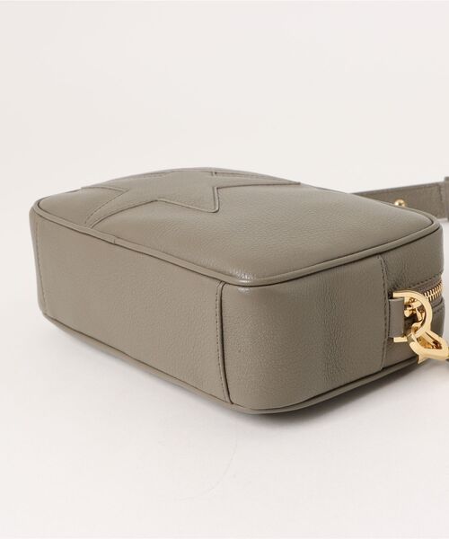 GOLDEN GOOSE（ゴールデングース）の「Star Bag レザー（セージグリーン） トーン・オン・トーンスター（ショルダーバッグ・レディース・セージグリーン・U）」の7枚目の写真