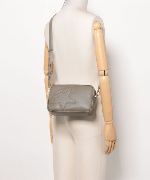 GOLDEN GOOSE（ゴールデングース）の「Star Bag レザー（セージグリーン） トーン・オン・トーンスター（ショルダーバッグ・レディース・セージグリーン・U）」の9枚目の写真