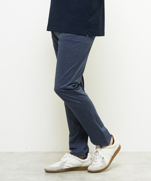 MEN'S MELROSE（メンズメルローズ）の「ドットジャージープリントツイル スリムテーパード5ポケットパンツ（その他パンツ・メンズ・ネイビー/チャコールグレー・3/4/5/2）」の8枚目の写真