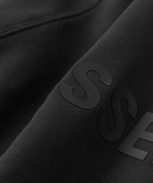 FOG ESSENTIALS(エフオージーエッセンシャルズ)の「FOG ESSENTIALS/エッセンシャルズ 21SS BACK LOGO HALF ZIP SWEAT SHIRTS ハーフジップ スウェット(スウェット・メンズ・グレイッシュベージュ/モスグリーン/ブラック・S/L/M/XL)」の15枚目の写真