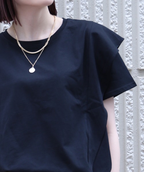 each（イーチ）の「ラッフルフリルスリーブコンパクトTシャツ（Tシャツ/カットソー・レディース・ホワイト/ブラック・FREE）」の6枚目の写真