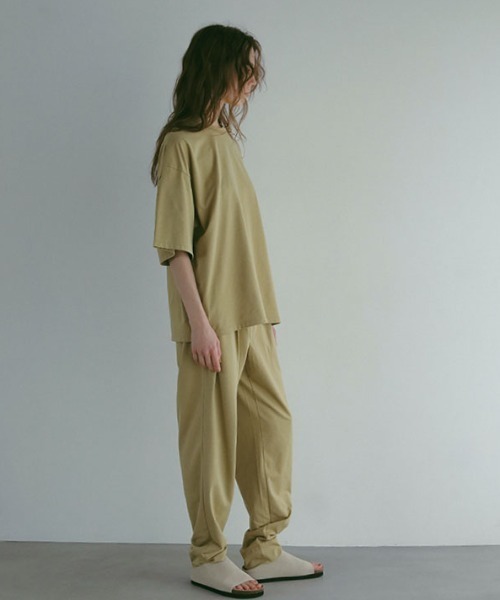 ETRE TOKYO(エトレトウキョウ)の「three dots パウダリーコットンジョガーパンツ(その他パンツ・レディース・オフホワイト/ネイビー/ベージュ・L/M)」の13枚目の写真