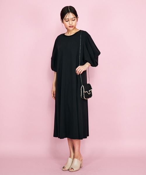 QUEENS COURT（クイーンズコート）の「ボリュームスリーブカットワンピース≪手洗い可能≫（ワンピース・レディース・ブラック/オフホワイト/パープル・M）」の18枚目の写真